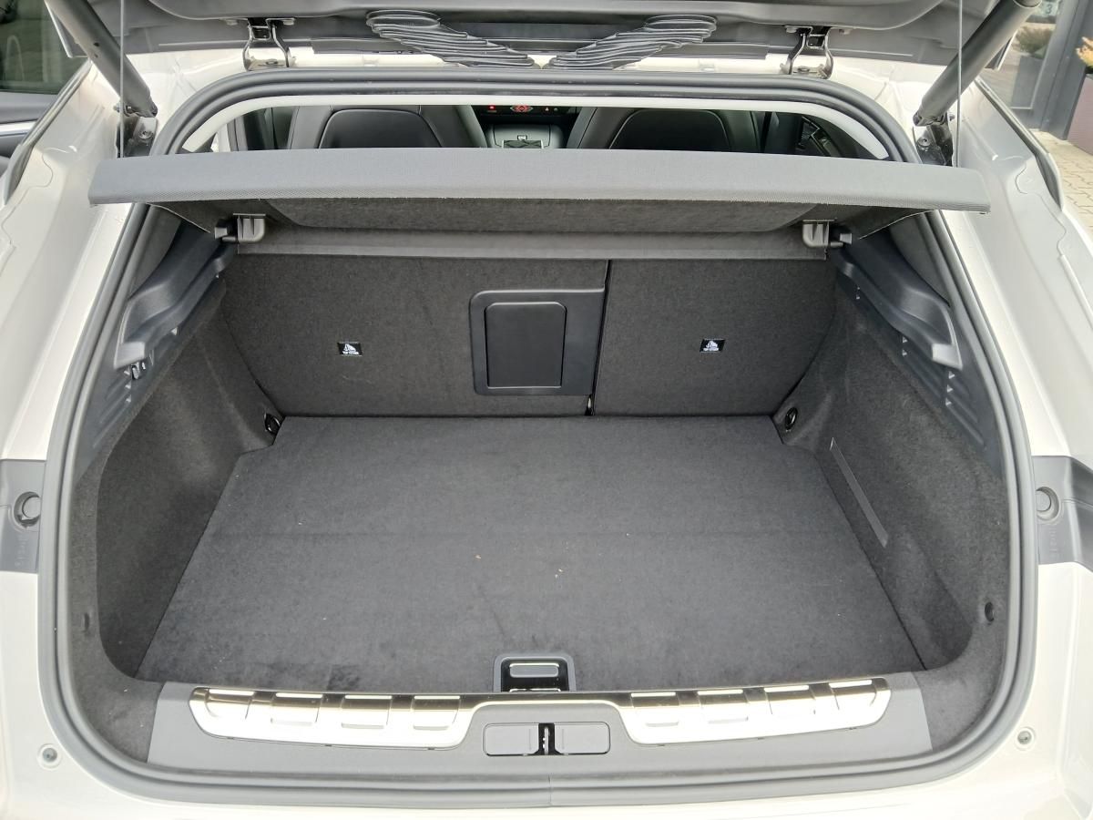 DS 4, CROSS RIVOLI E-TENSE 225 - fotka 5
