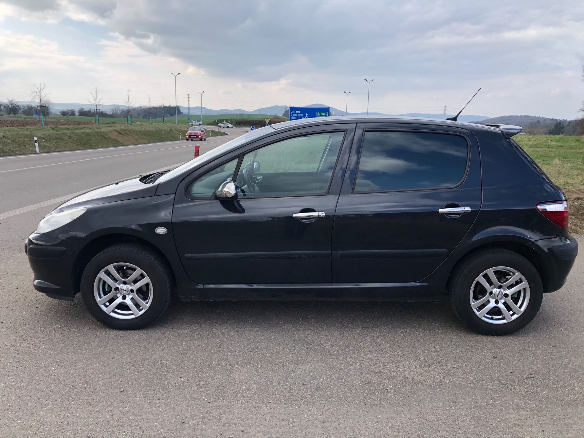 Peugeot 307, 1.6i 80kW - fotka 2