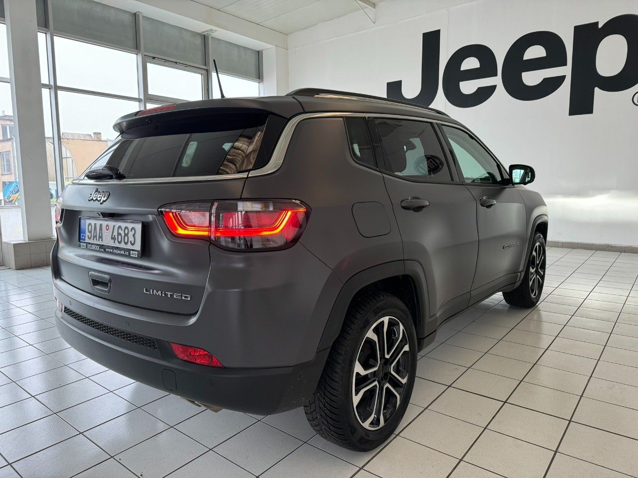 Jeep Compass, 1.3 GSE 130k man. Limited - fotka 6