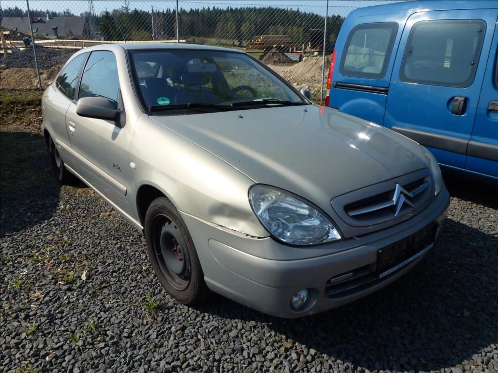 Citroën Xsara, 1,6   COUPE I 16V VTR - fotka 3