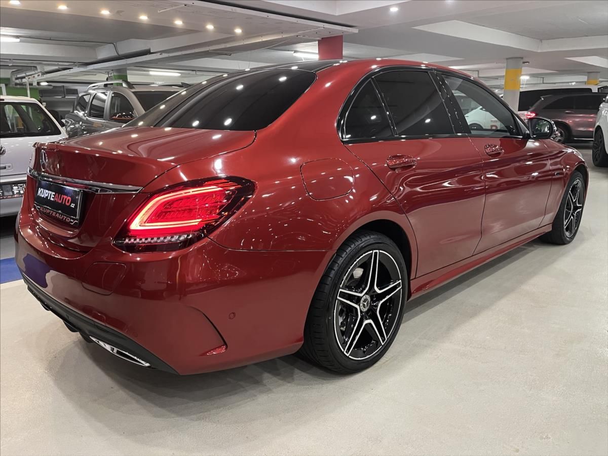 Mercedes-Benz Třídy C, 2,0 C 300 de - fotka 5
