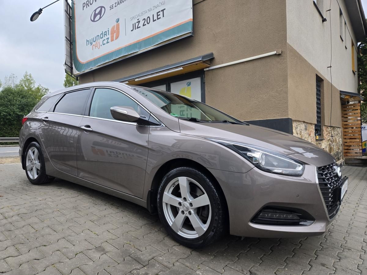 Hyundai i40, 1.6-DPH-NOVÝ MODEL-NAVI-KAMERA - fotka 4