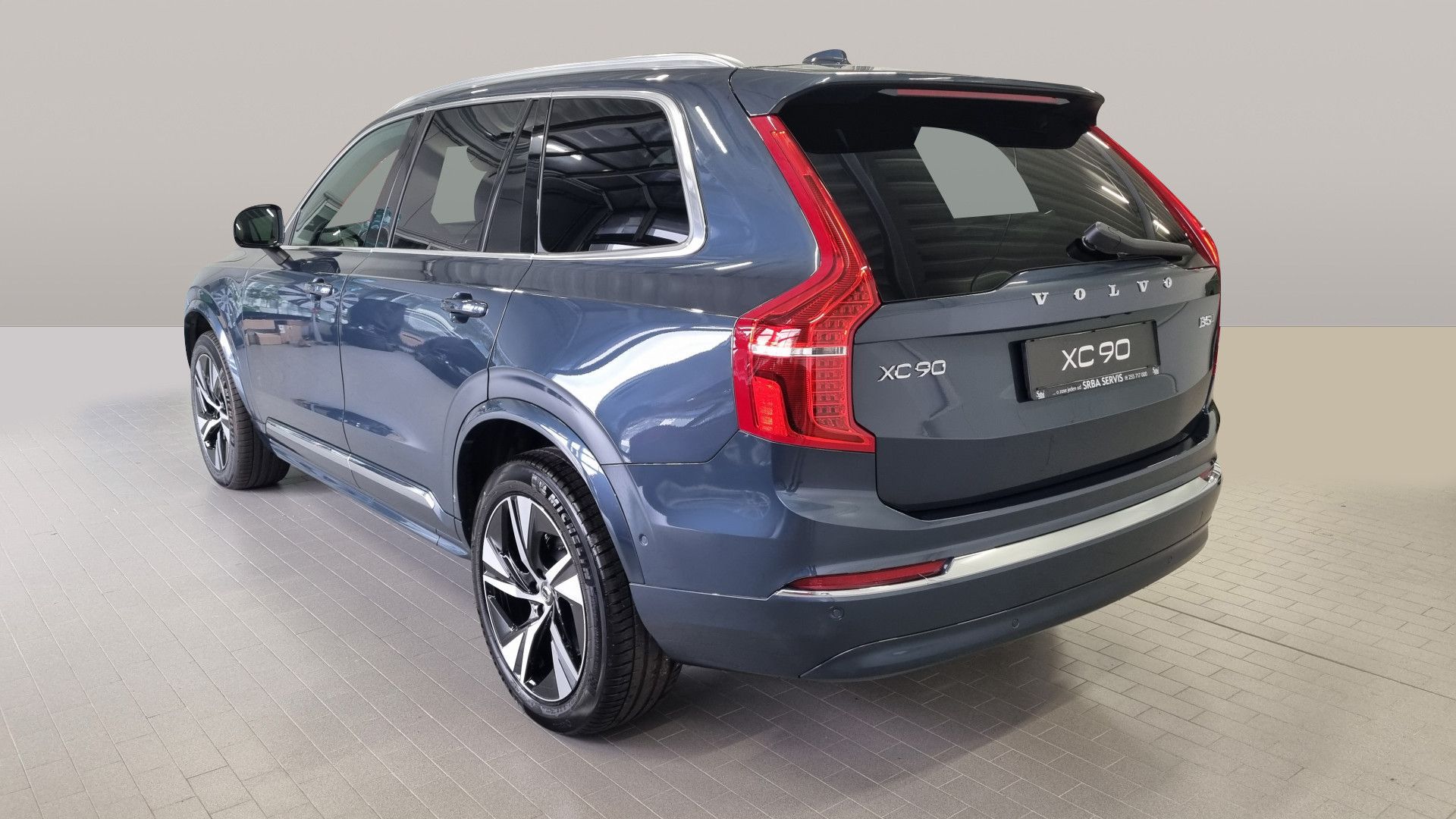 Volvo XC90, B5 2.0L 250+14 HP AT8 AWD PLUS - fotka 3