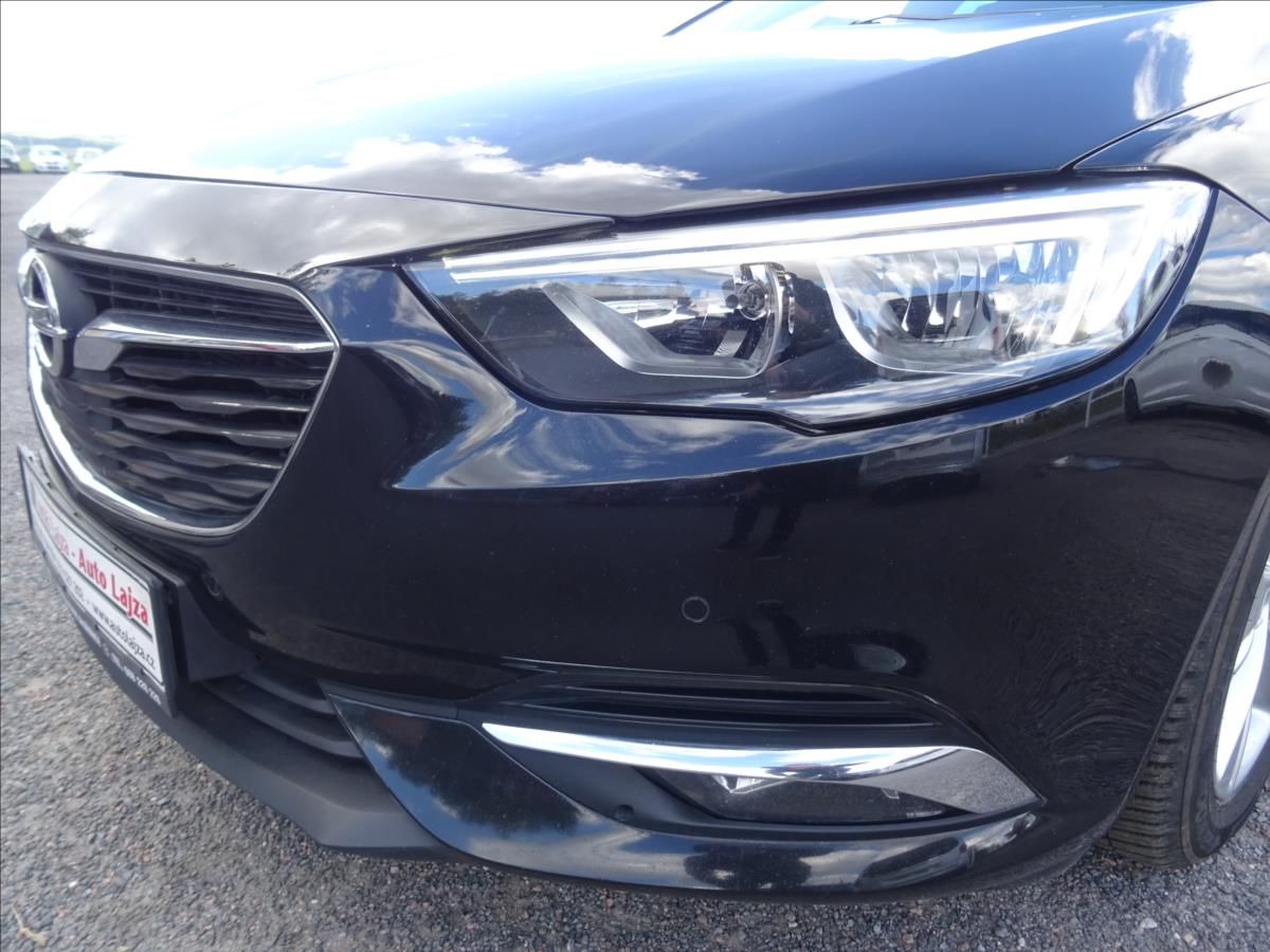 Opel Insignia, 2,0 CDTi 125kW automat,servisk - fotka 4