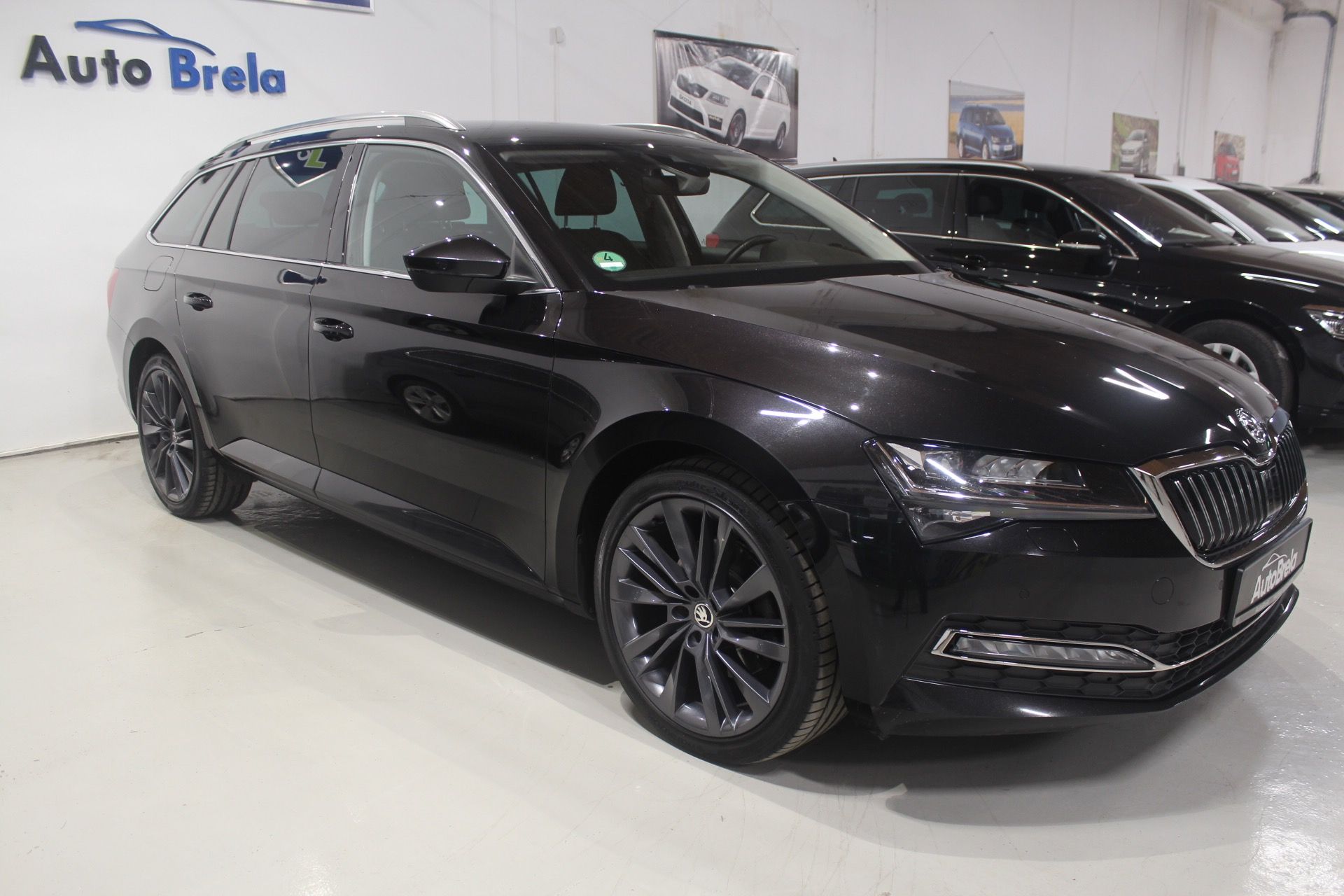 Škoda Superb, 2.0TDI DSG 4x4 Display Matrix - fotka 3