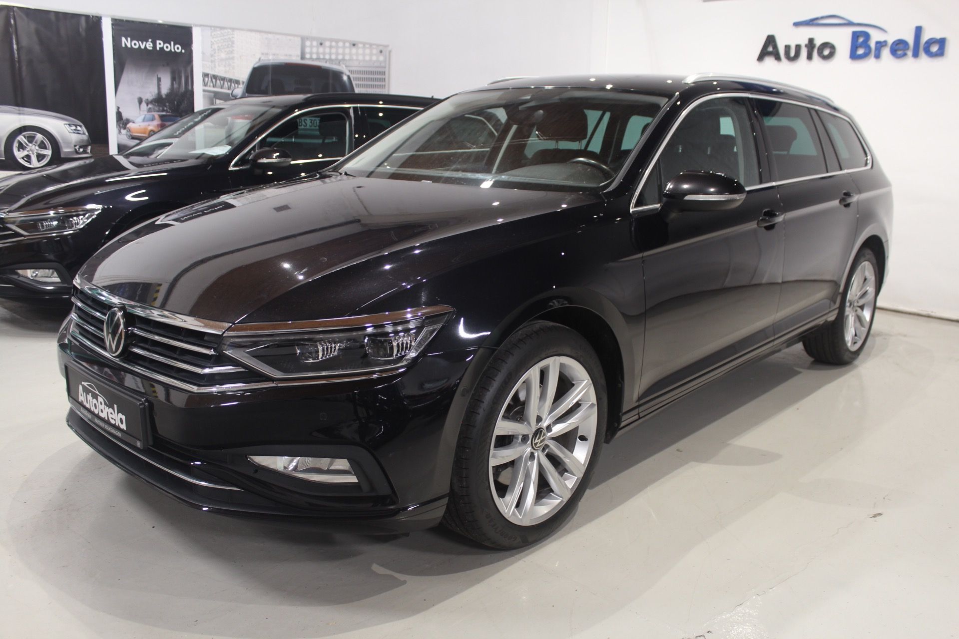 Volkswagen Passat, 2.0TDI DSG Matrix Display - fotka 6