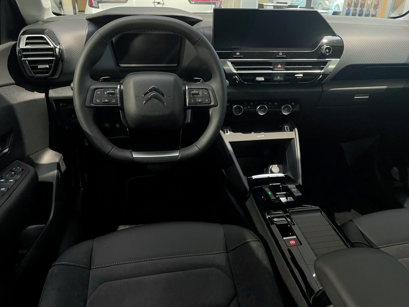 Citroën ë-C4, 007923 Shine Pack 100kW/136k - fotka 5