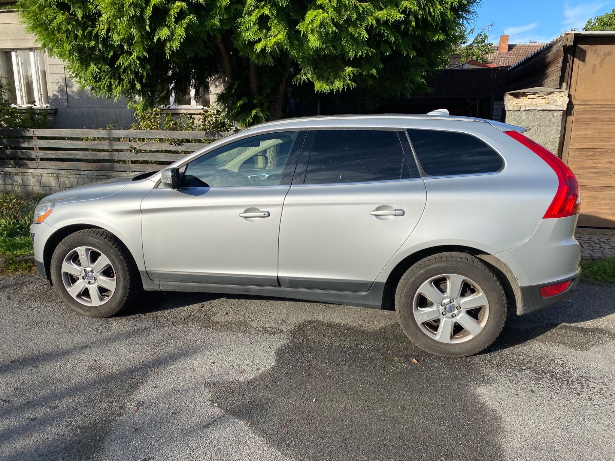 Volvo XC60, Volvo XC60 2,4 D5 AWD - fotka 3