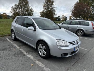 Obrázek k inzerátu: Volkswagen Golf, Volkswagen Golf 5 V 1.6 75 KW