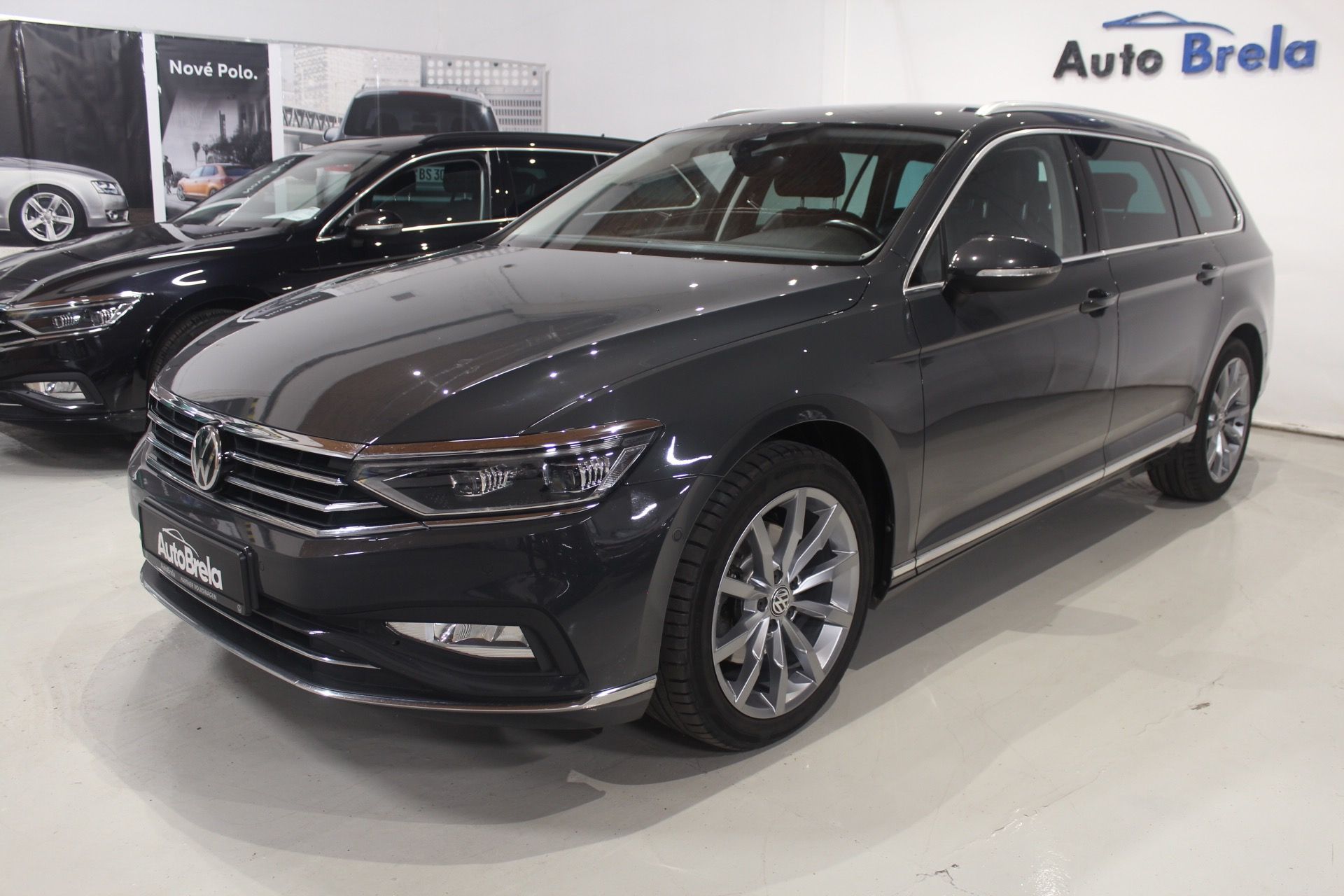 Volkswagen Passat, 2.0TDI DSG 4x4 Matrix Display - fotka 6