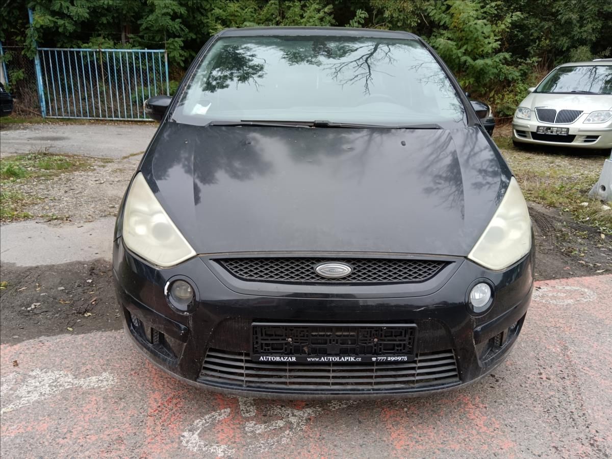 Ford S-MAX, 2,0 TDCi Titanium - fotka 2