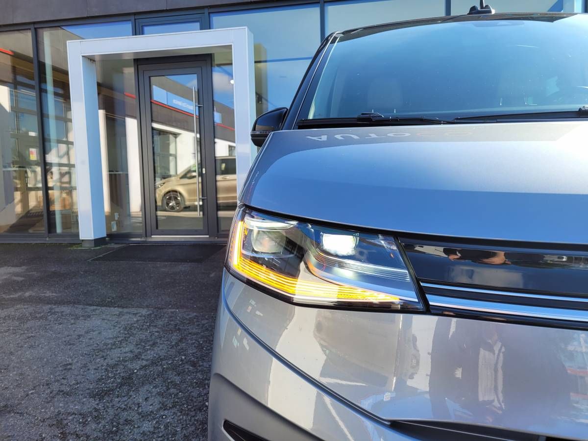Volkswagen Multivan, Long 2.0 TDI DSG Edition - fotka 6