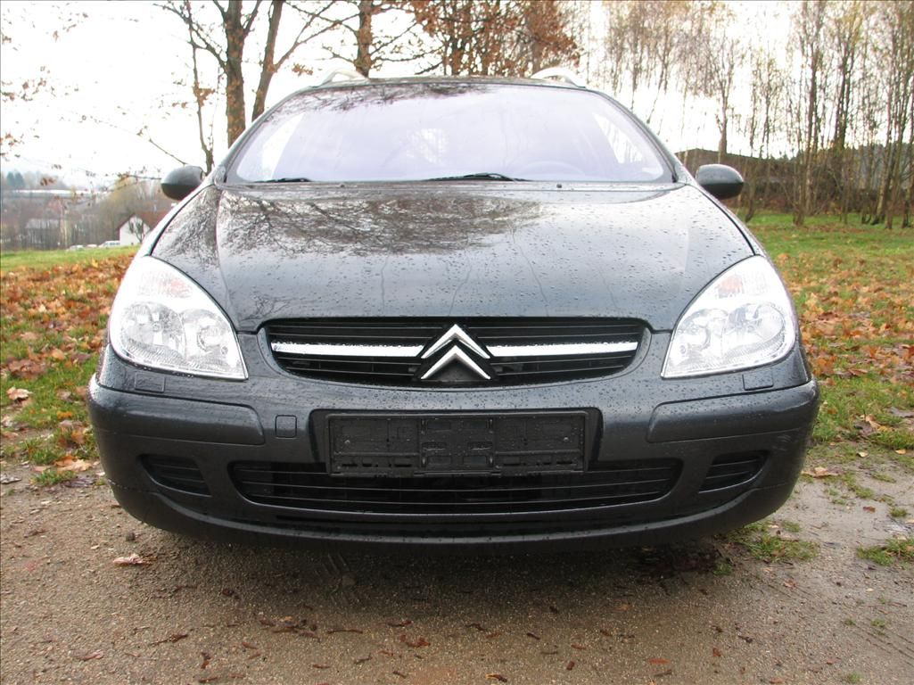 Citroën C5, 2,0 16V HPI Xenony,Kůže  Exclu - fotka 4