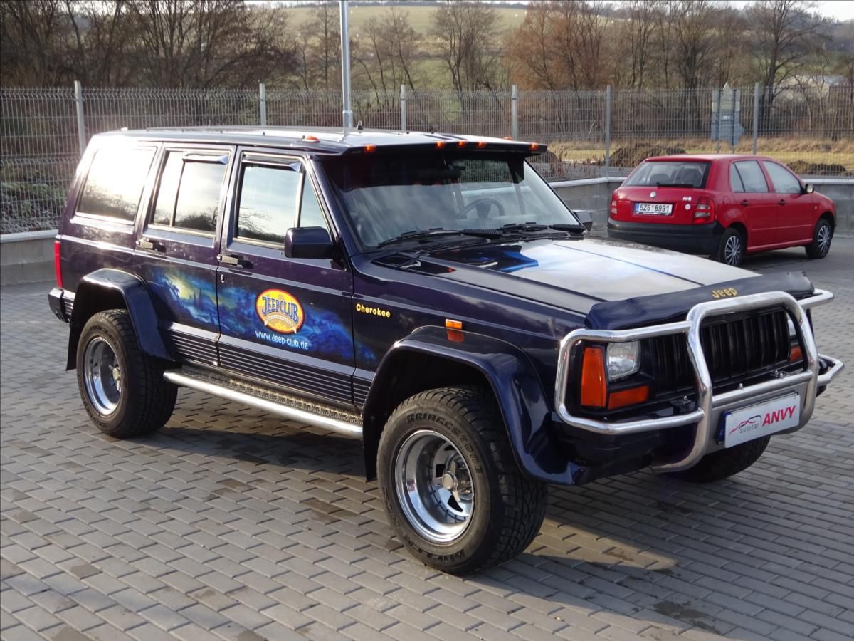 Jeep Cherokee, 4,0 XJ;LPG;KŮŽE;AUTOMAT,TAŽNÉ