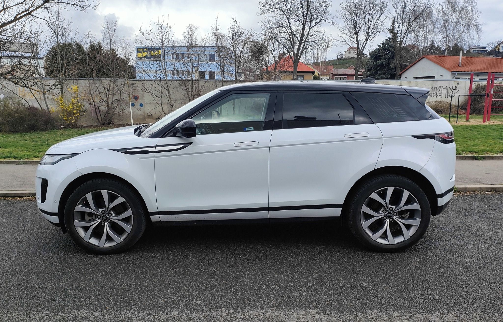 Land Rover Range Rover Evoque, 120 kW, 4x4 - fotka 3