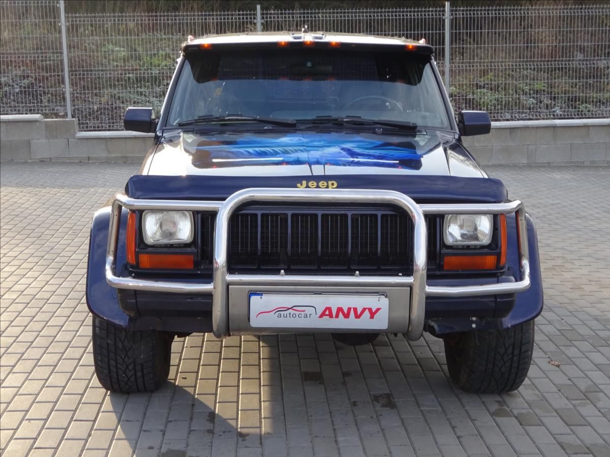 Jeep Cherokee, 4,0 XJ;LPG;KŮŽE;AUTOMAT,TAŽNÉ - fotka 2