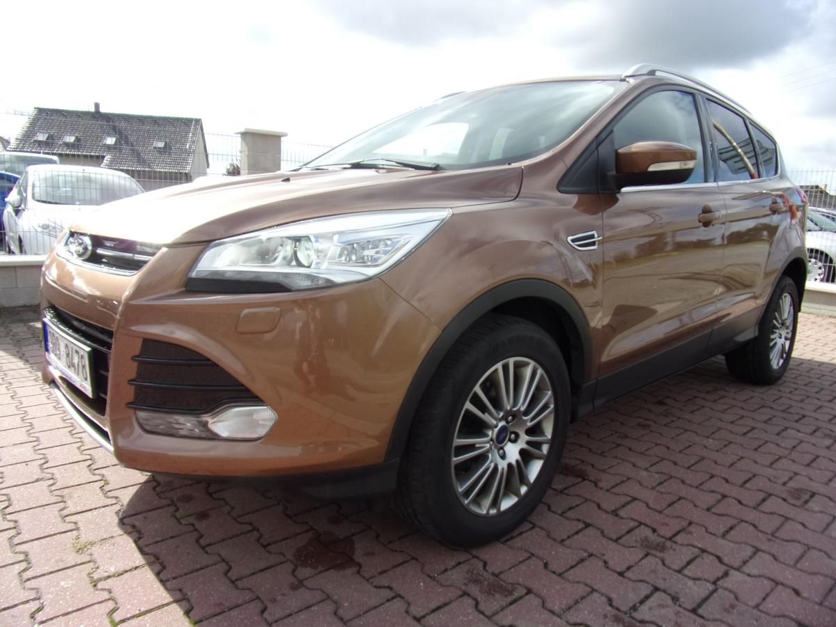 Ford Kuga, 2.0 TDCi 4x4 TITANIUM - fotka 2