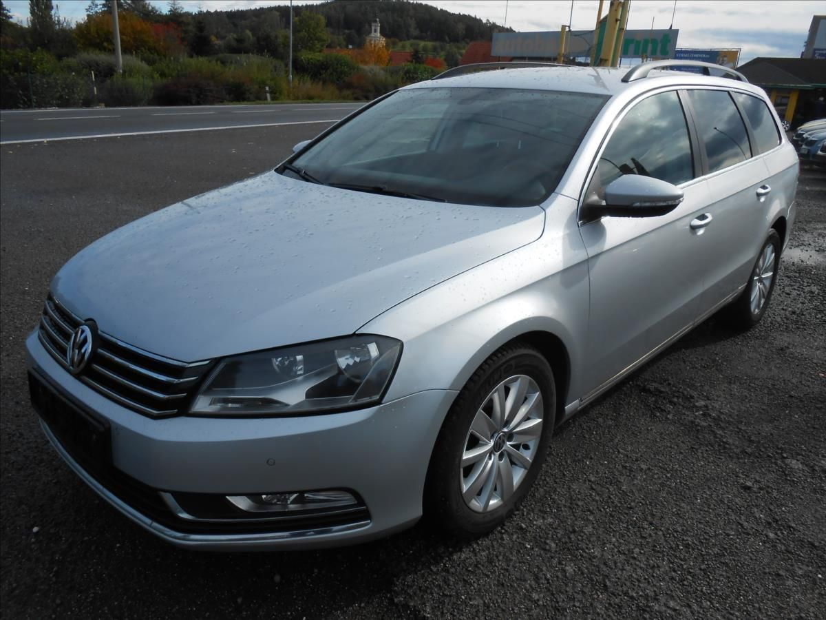 Volkswagen Passat, 1,6 TDI 77 kW Serviska