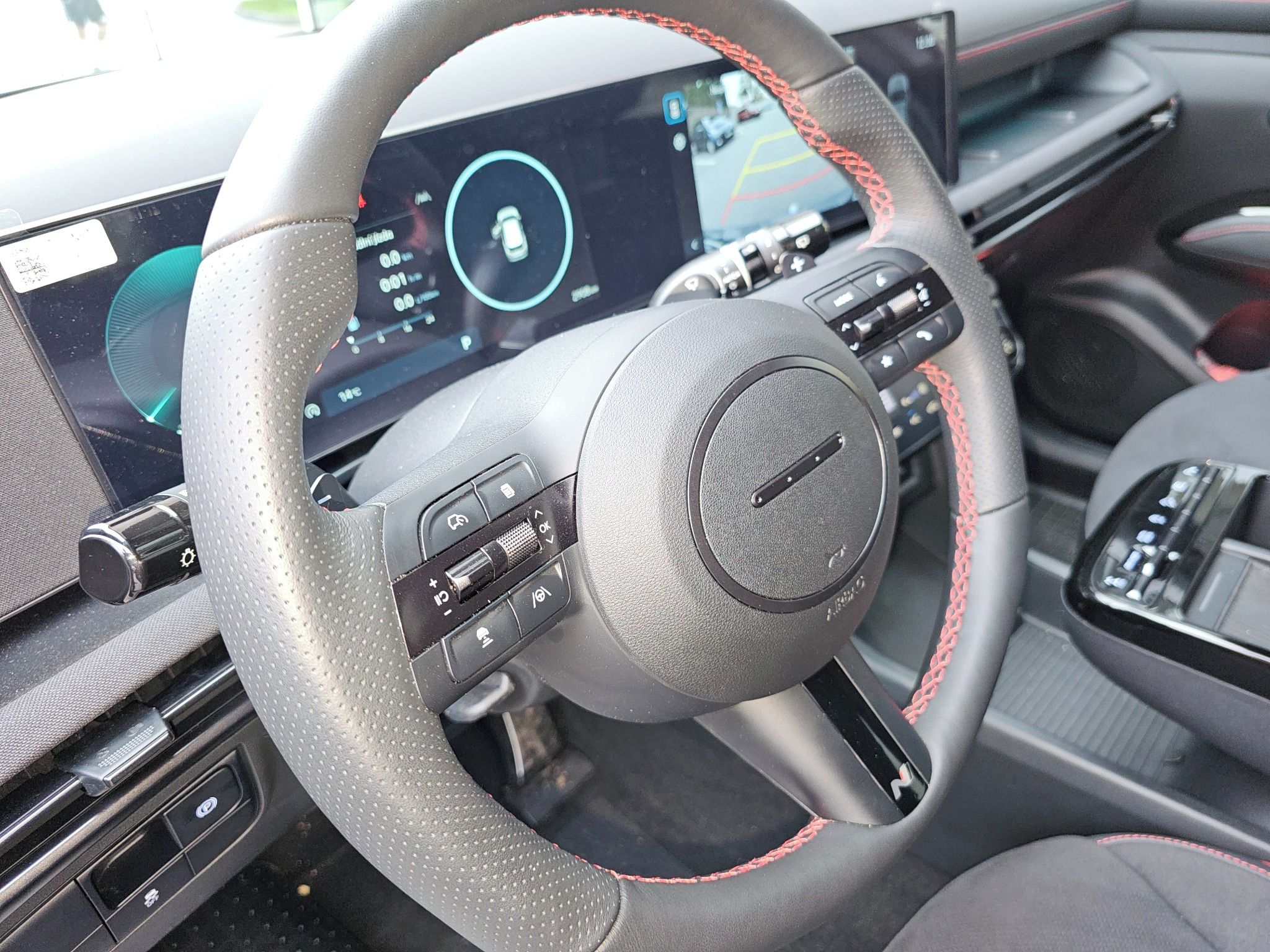 Hyundai Tucson, 1,6TGDi N-Line Hybrid ,4x4 6AT - fotka 4