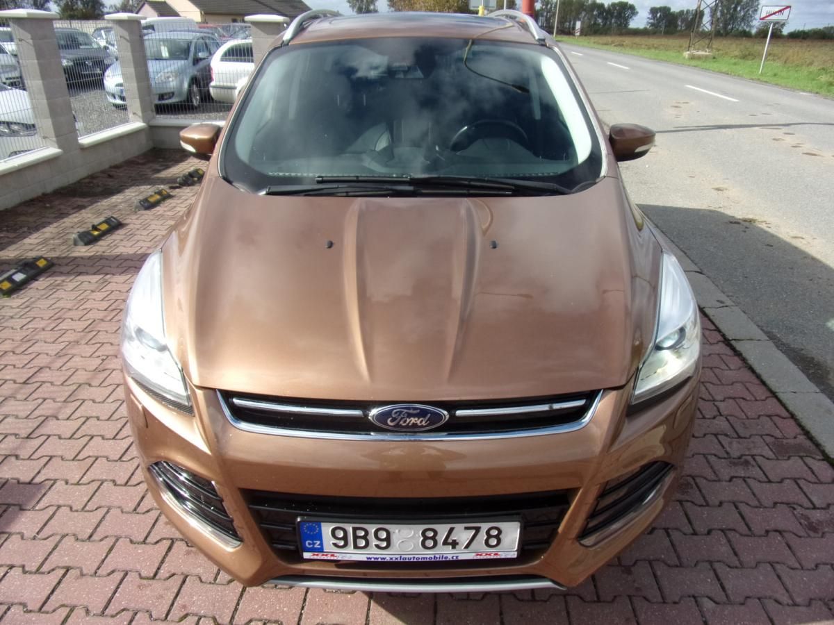 Ford Kuga, 2.0 TDCi 4x4 TITANIUM - fotka 4