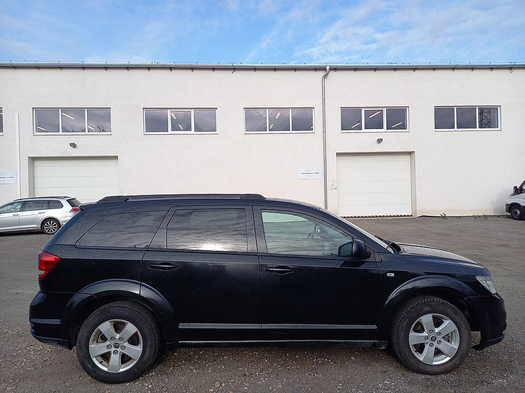 Fiat Freemont, 2.0Mjt klima+alu.kola+7míst - fotka 6
