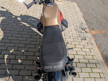 Obrázek k inzerátu: Moto Guzzi V7 II Stone, Moto Guzzi V7 Stone II