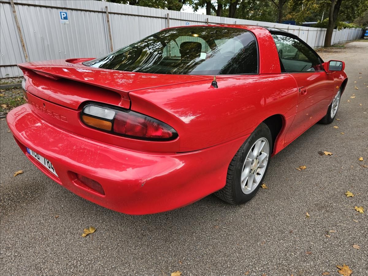 Chevrolet Camaro, 3,8 3.8 V6 142KW TARGA  3.8 V6 - fotka 6