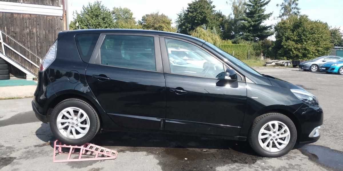 Renault Scénic, 1.2 TCe Limited,Navi,Keyless - fotka 6