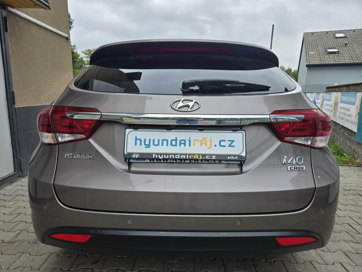 Hyundai i40, 1.6-DPH-NOVÝ MODEL-NAVI-KAMERA - fotka 5