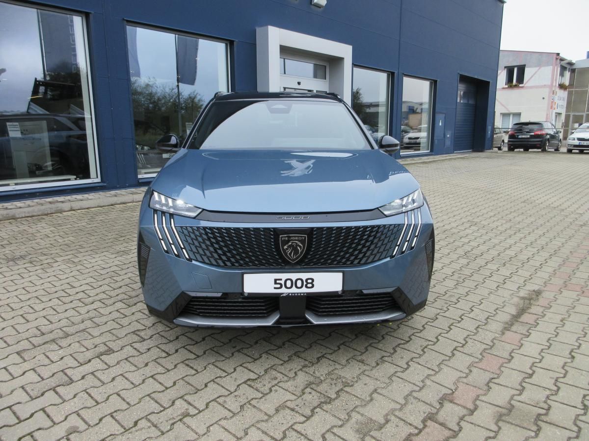 Peugeot 5008, GT Elektromotor 157 kW / 210 k - fotka 3