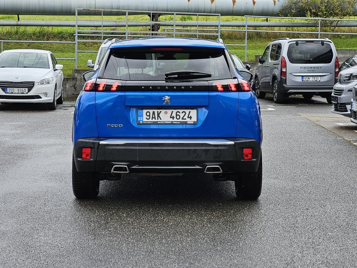 Peugeot 2008, 1.2 PT 130 ALLURE PACK EAT8 - fotka 4