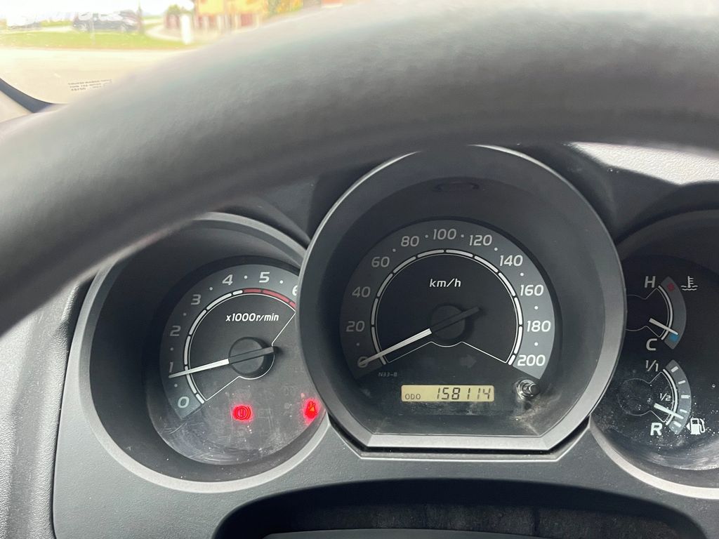 Toyota Hilux, fotka 14