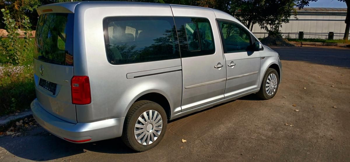 Volkswagen Caddy, 2.0 TDI Maxi 7 míst - fotka 4