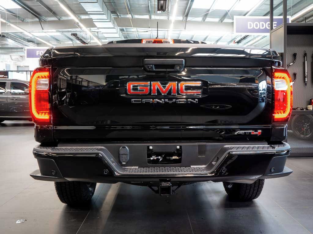 GMC Canyon, 2.7 AT4 Premium HeadUp, 2"Lift - fotka 5