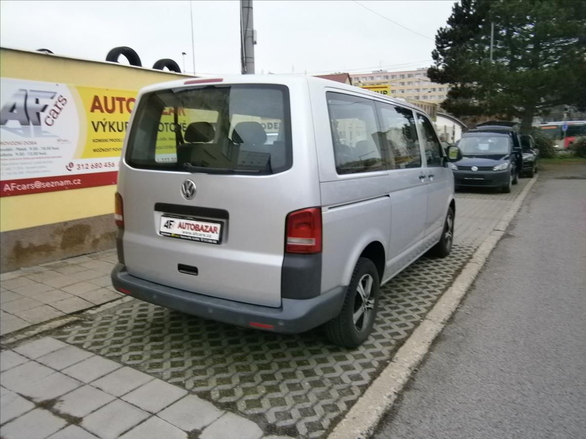 Volkswagen Caravelle, 2,0 TDI KLIMA 9 MÍST - fotka 6