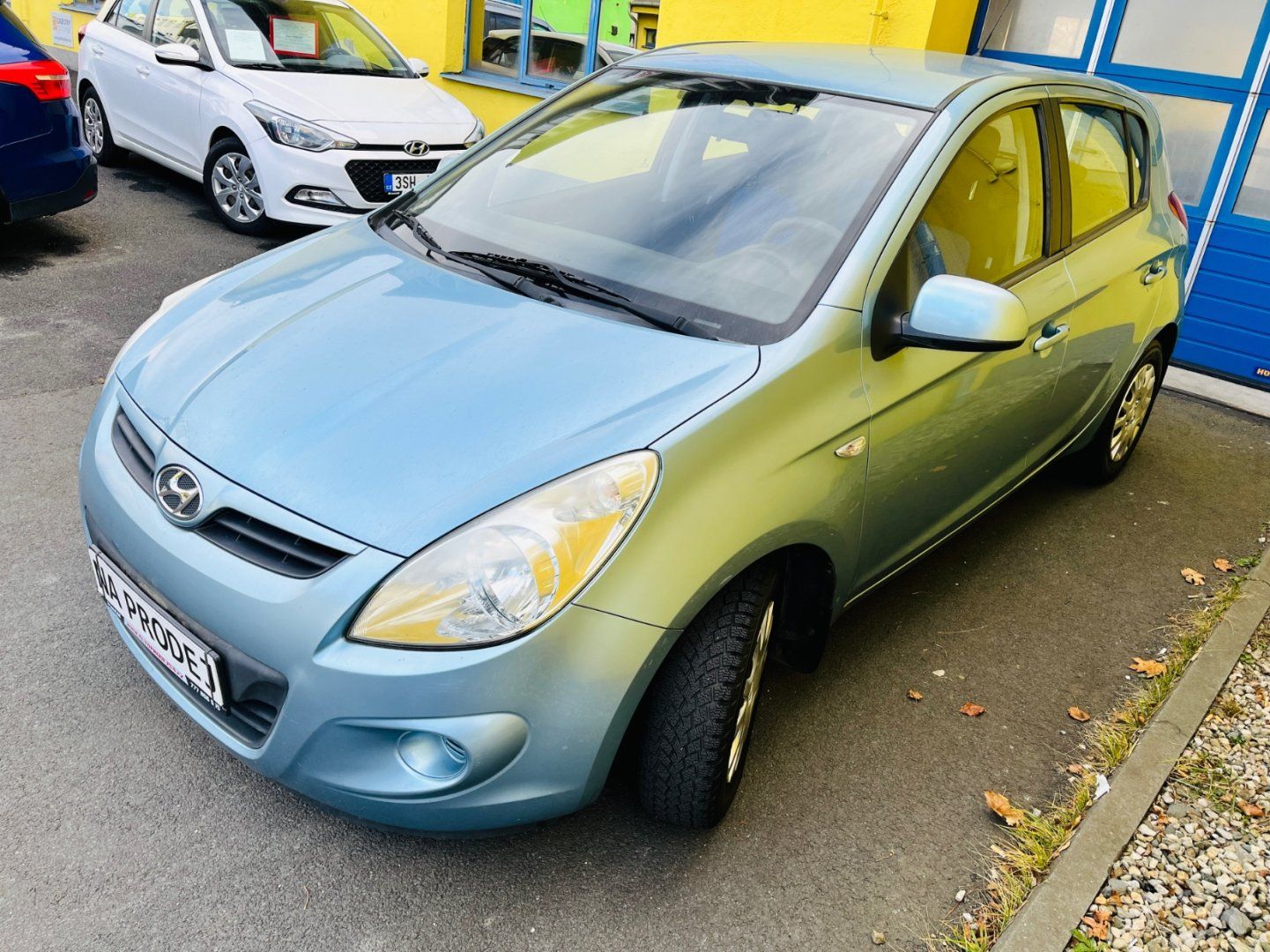 Hyundai i20, 1.2 i NAJETO JEN 62 TIS - fotka 3