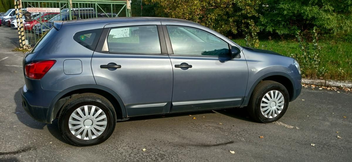 Nissan Qashqai, 2.0  104 kw 4x4 1. majitel - fotka 2
