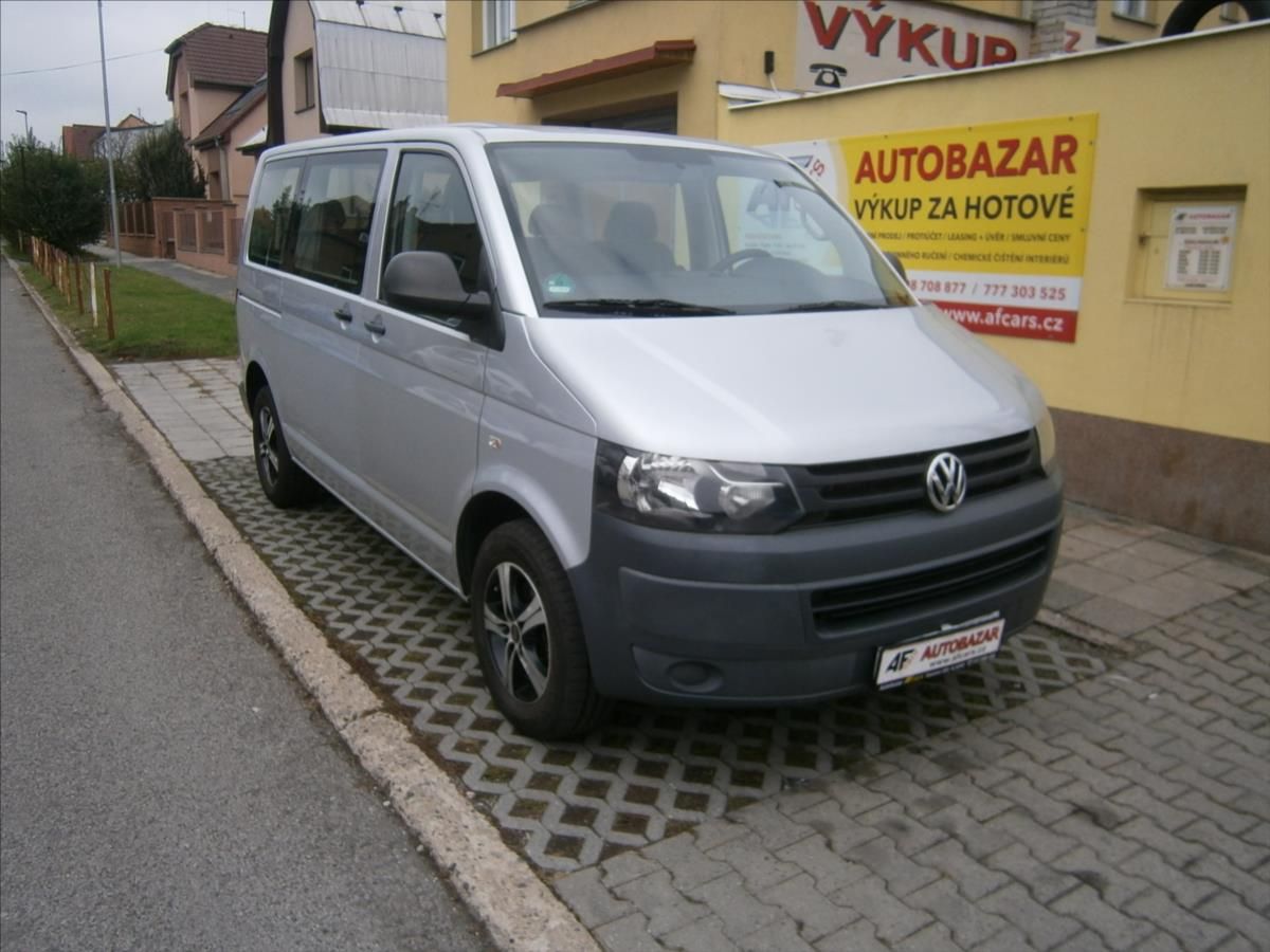 Volkswagen Caravelle, 2,0 TDI KLIMA 9 MÍST