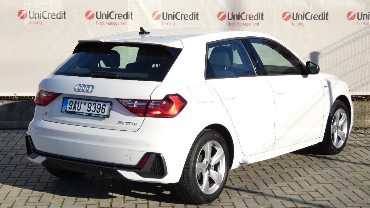 Audi A1, Sportback 25 TFSI S Line - fotka 3