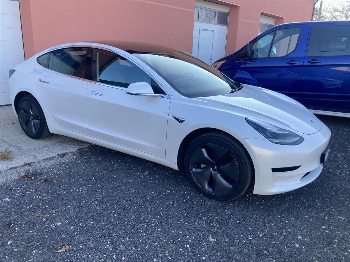 Tesla Model 3, Standard Range Plus 60KWH - fotka 3