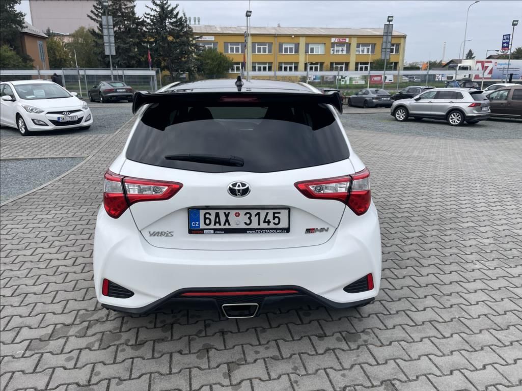 Toyota Yaris, 1,8 GRMN,212PS,ČR,SERVIS - fotka 5