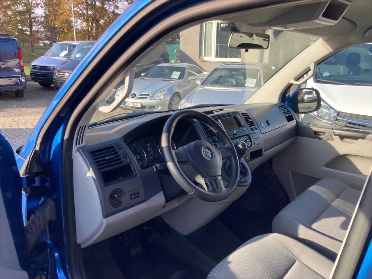 Volkswagen Caravelle, 2,0TDI 103KW NAVI NOVÉ ROZVODY - fotka 3