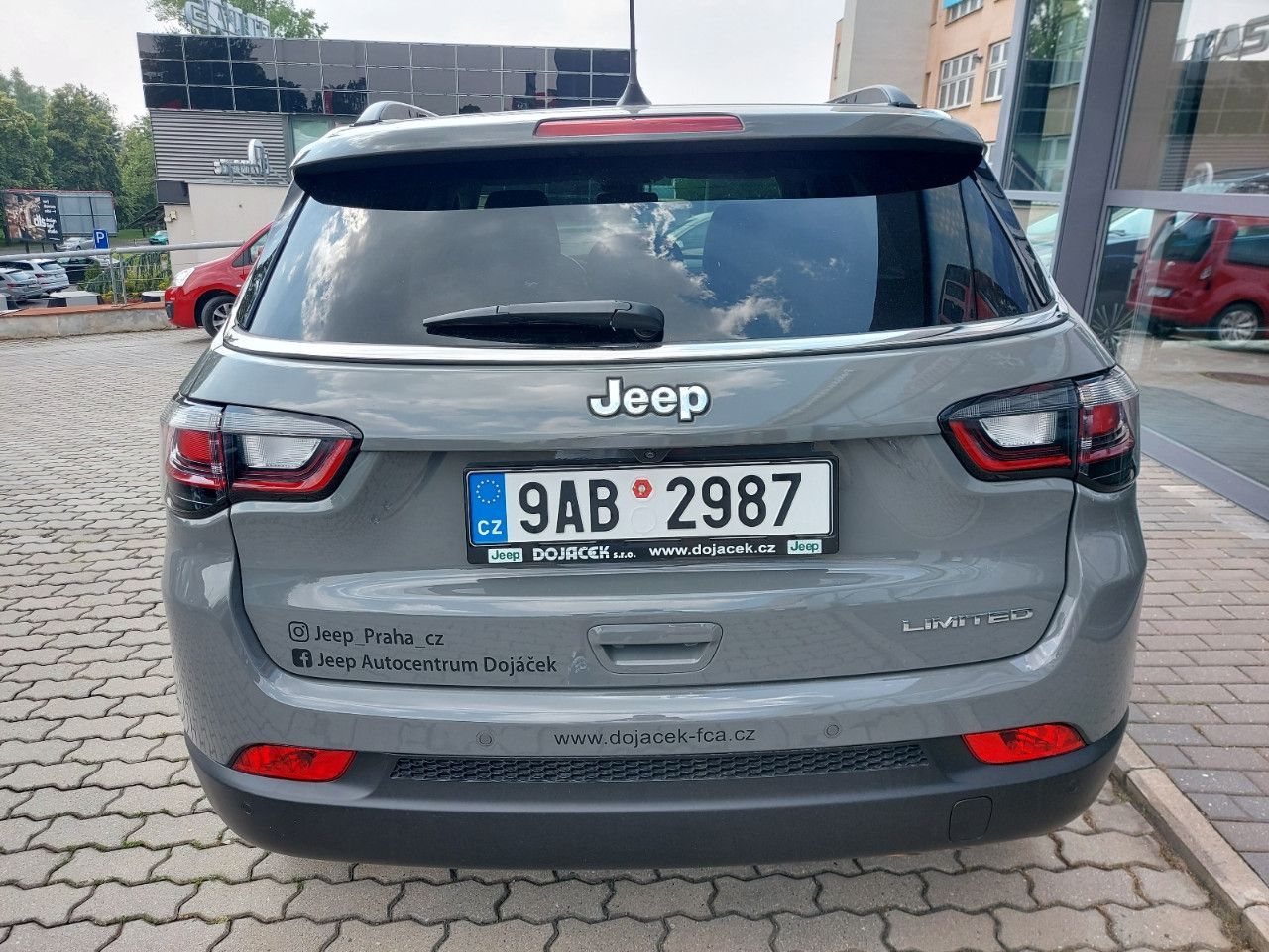 Jeep Compass, 1.3 GSE aut. FWD Limited - fotka 6