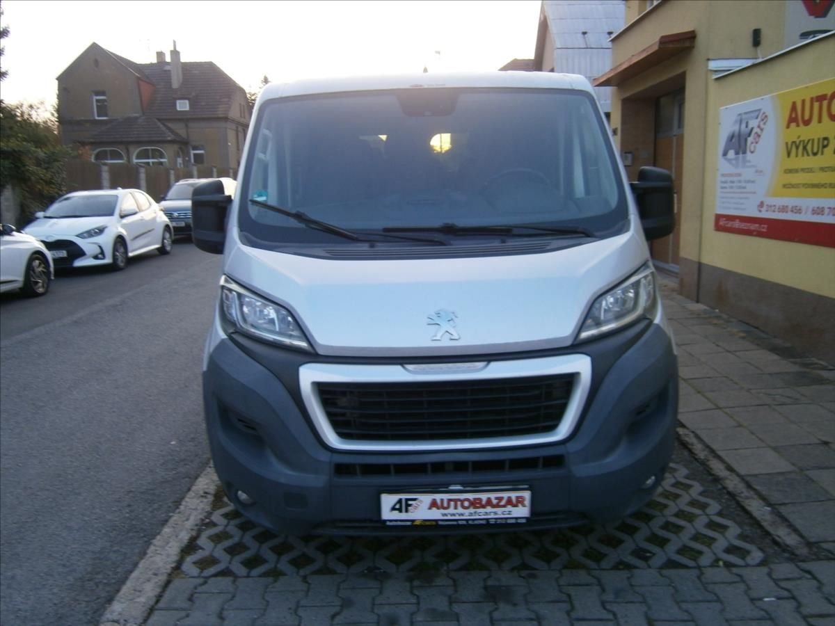 Peugeot Boxer, 2,2 HDI 96 KW LUXUS BUS NAVI - fotka 2