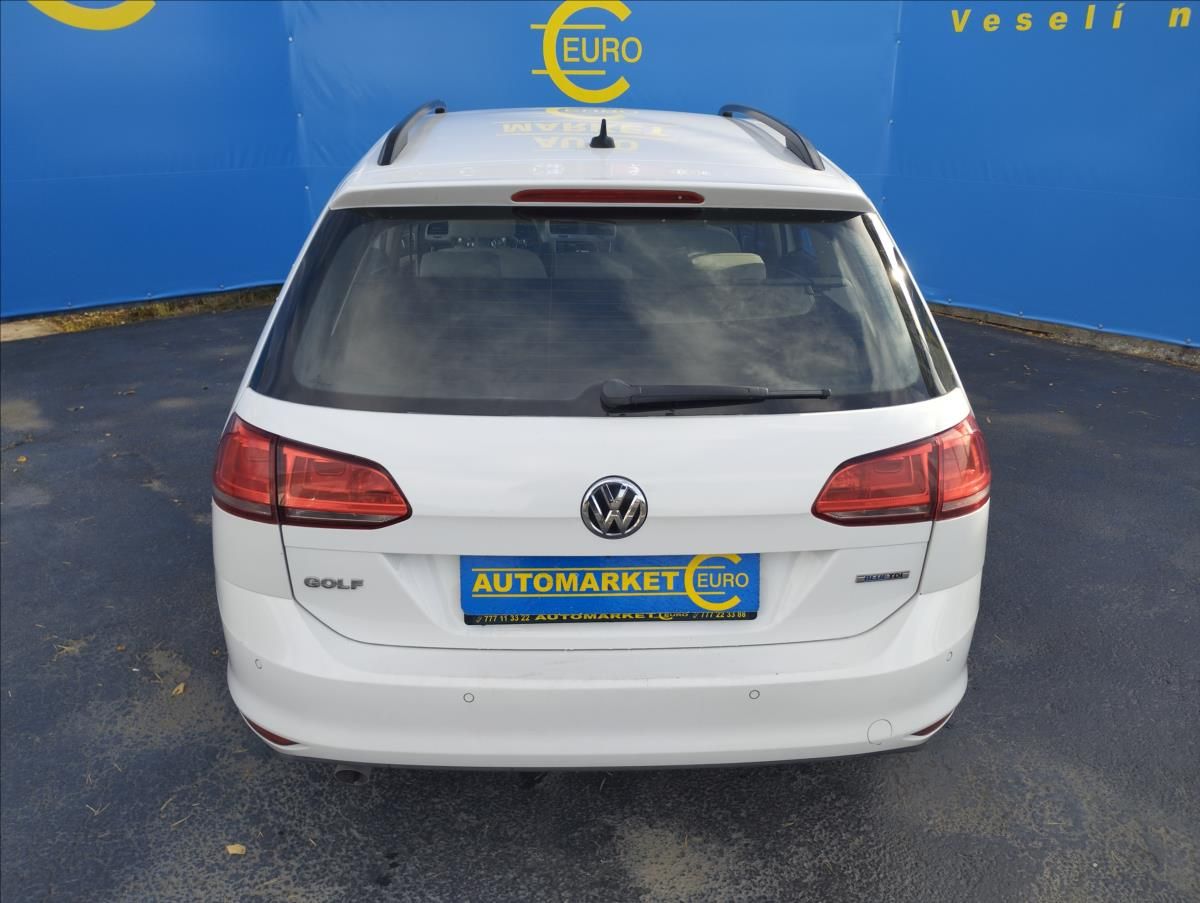 Volkswagen Golf, 1,6 TDI 81kW BlueMotion Varian - fotka 5