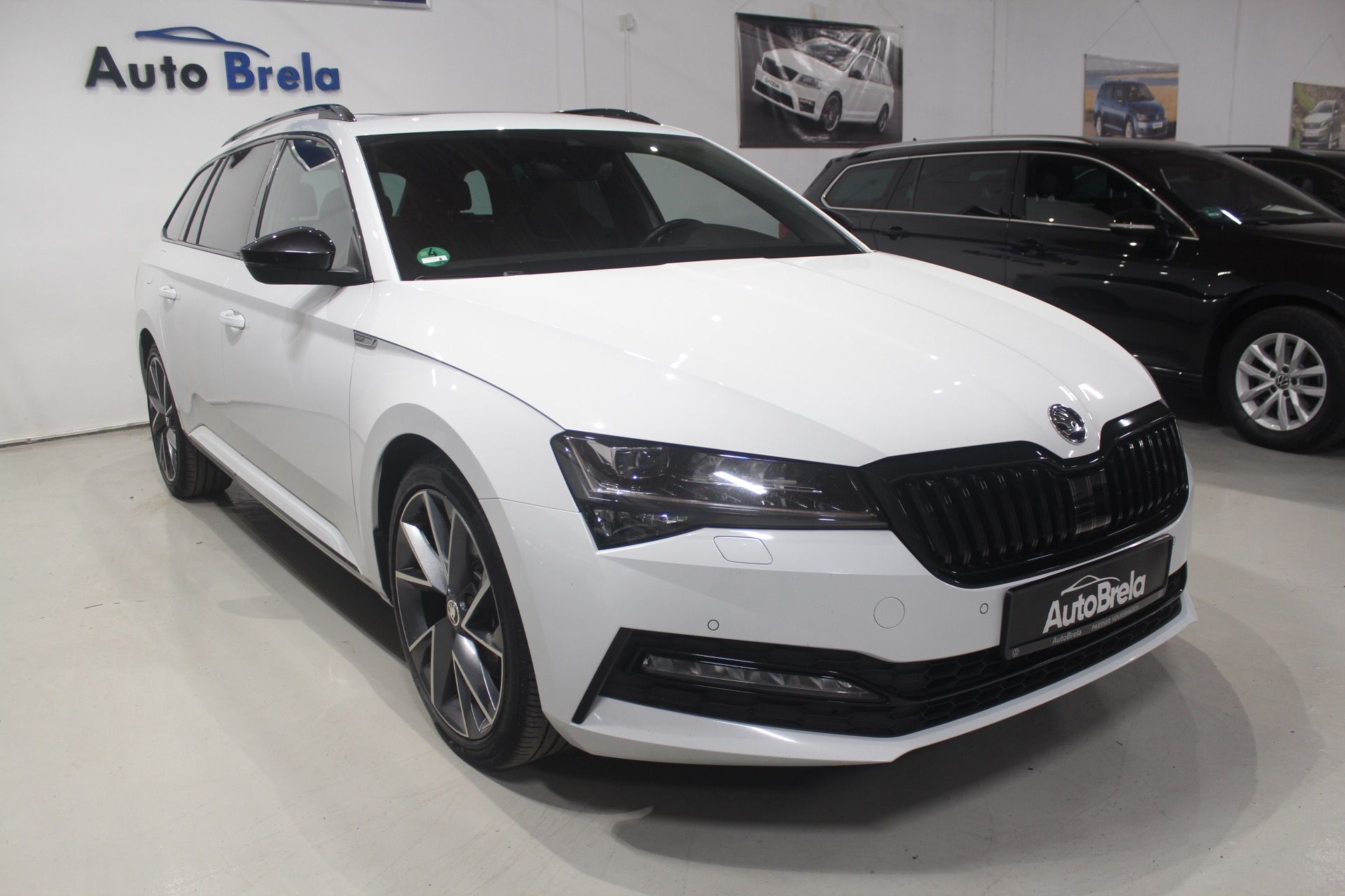 Škoda Superb, 2.0TDI DSG SportLine Matrix