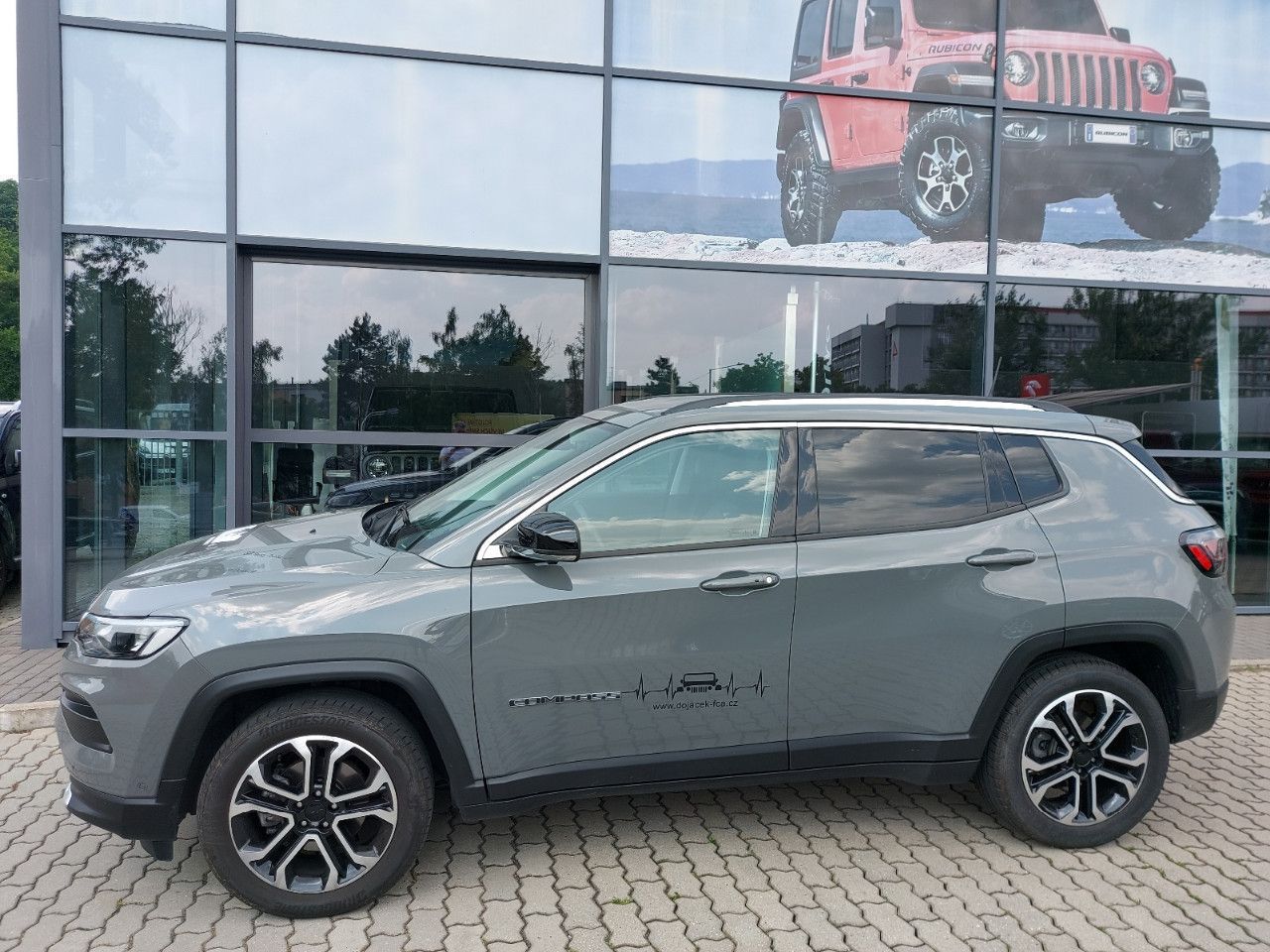 Jeep Compass, 1.3 GSE aut. FWD Limited - fotka 4