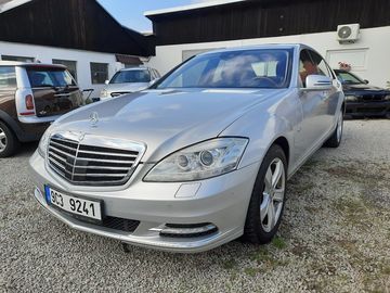 500 V8 bi turbo
