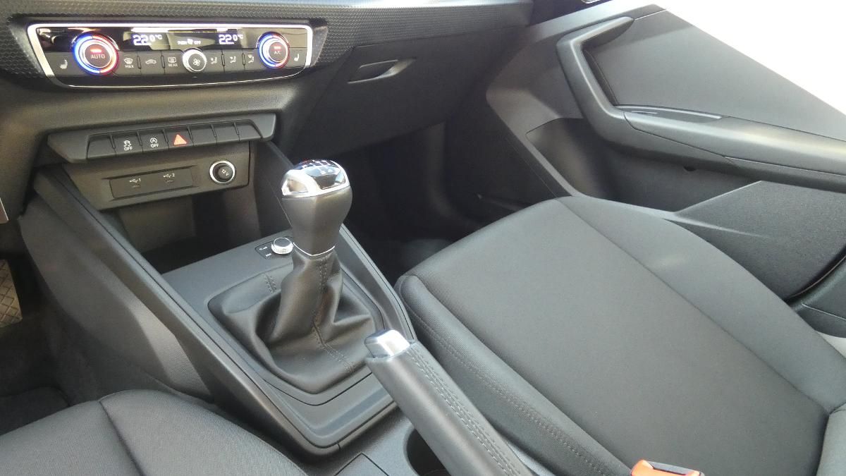 Audi A1, Sportback 25 TFSI S Line - fotka 6