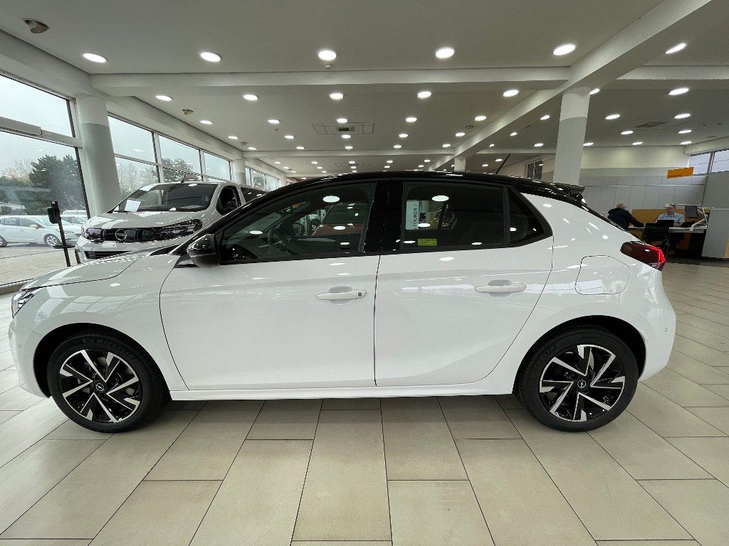 Opel Corsa, GS 1,2 Turbo MT6 - fotka 4